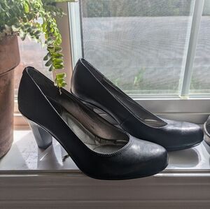 Mootsies Tootsies Heels